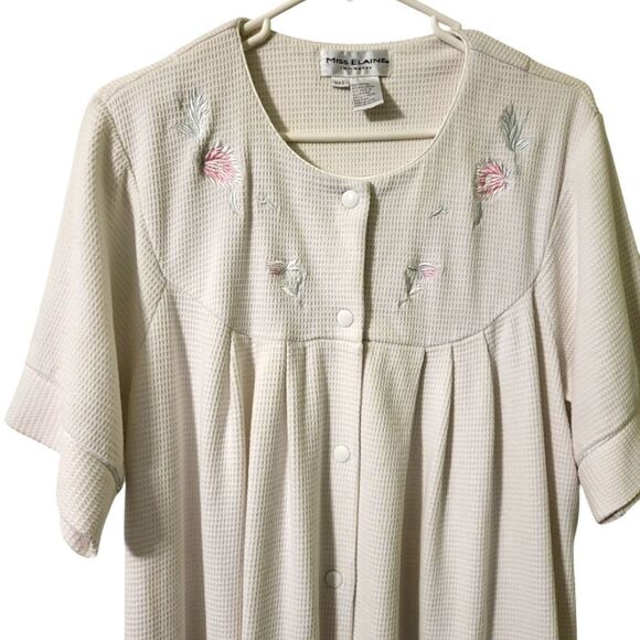 Miss Elaine Intimates White Pink Floral  Snap Up Front Midi House Coat Robe, L - Picture 3 of 11
